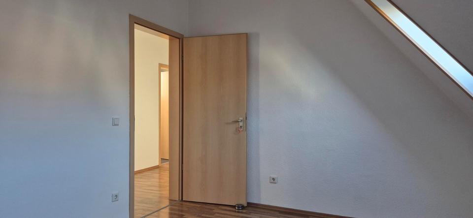 Dachgeschoßwohnung Herne - 5 Zimmer, 130 m&sup2;, 790&euro; | Angebot:26166754