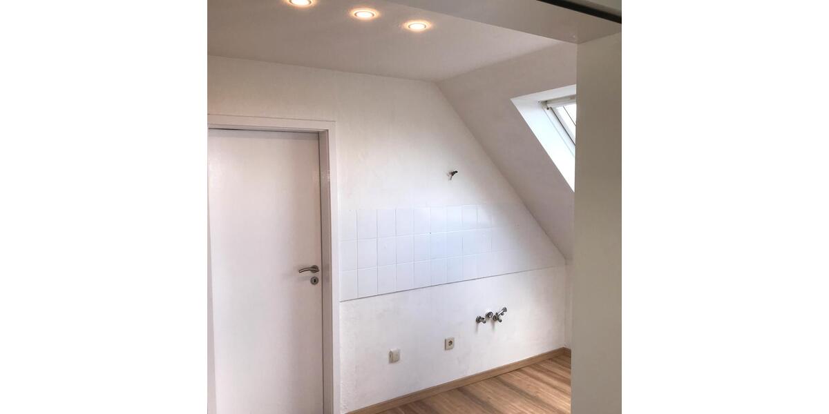 Dachgeschoßwohnung Dortmund Hörde - 1.5 Zimmer, 43 m&sup2;, 125.000&euro; | Angebot:26040930