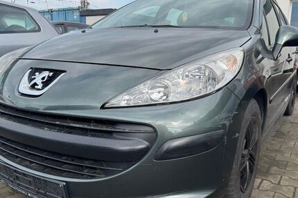 Peugeot 207 206.116 km 1.490 &euro; Essen 45326