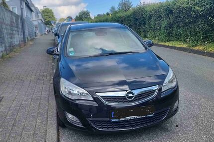 Opel Astra 154.000 km 2.900 &euro; Wuppertal 42389