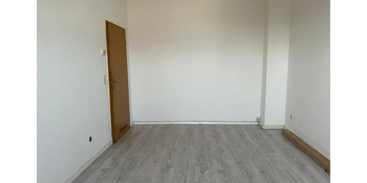 Dachgeschoßwohnung Bochum Höntrop - 3 Zimmer, 52 m&sup2;, 400&euro; | Angebot:26609186
