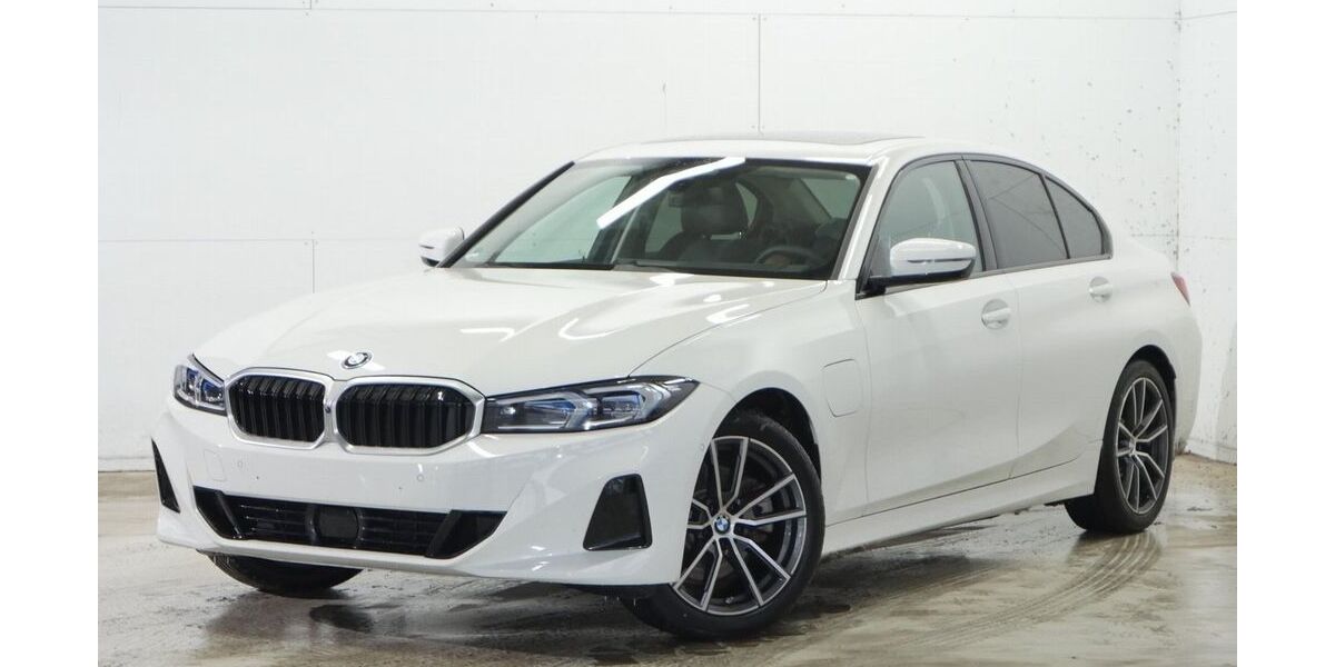 BMW 330 12.910 km 42.740 &euro; Marl 45770