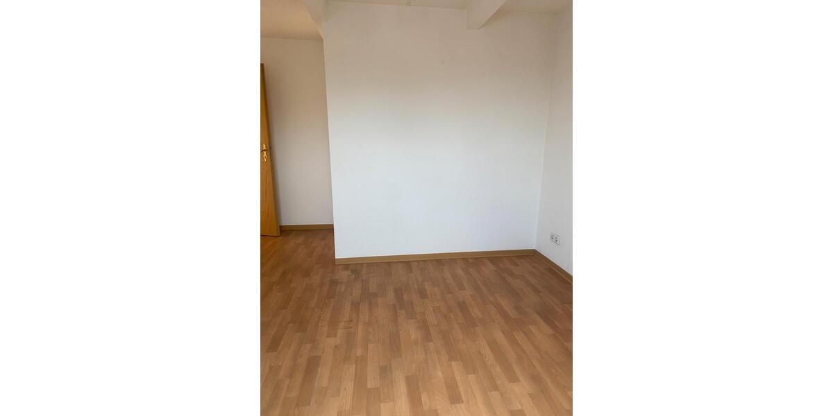 Dachgeschoßwohnung Gladbeck Brauck - 2 Zimmer, 72 m&sup2;, 543&euro; | Angebot:25923024