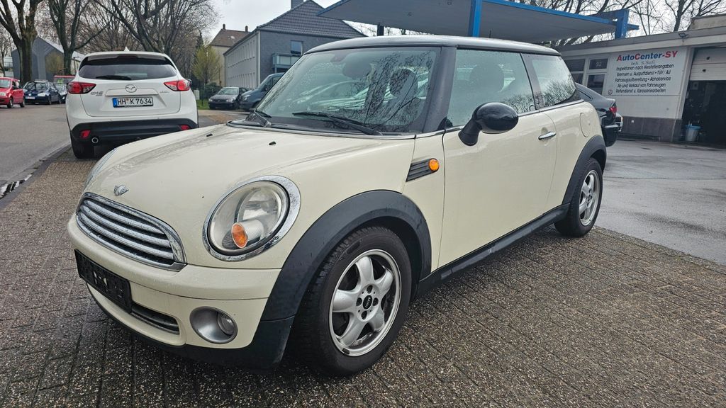 Mini Cooper 146.613 km 3.950 &euro; Oberhausen 46119