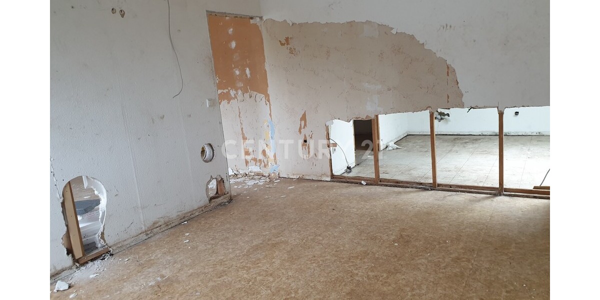 *Renovierungsobjekt* - Kapitalanlage mit Potenzial: Dachgeschosswohnung in begehrter Wohngegend - Etagenwohnung Dortmund Aplerbeck | Angebot:23653850