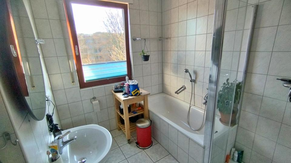 Dachgeschoßwohnung Bochum Altenbochum - 2.5 Zimmer, 88 m&sup2;, 900&euro; | Angebot:25852210