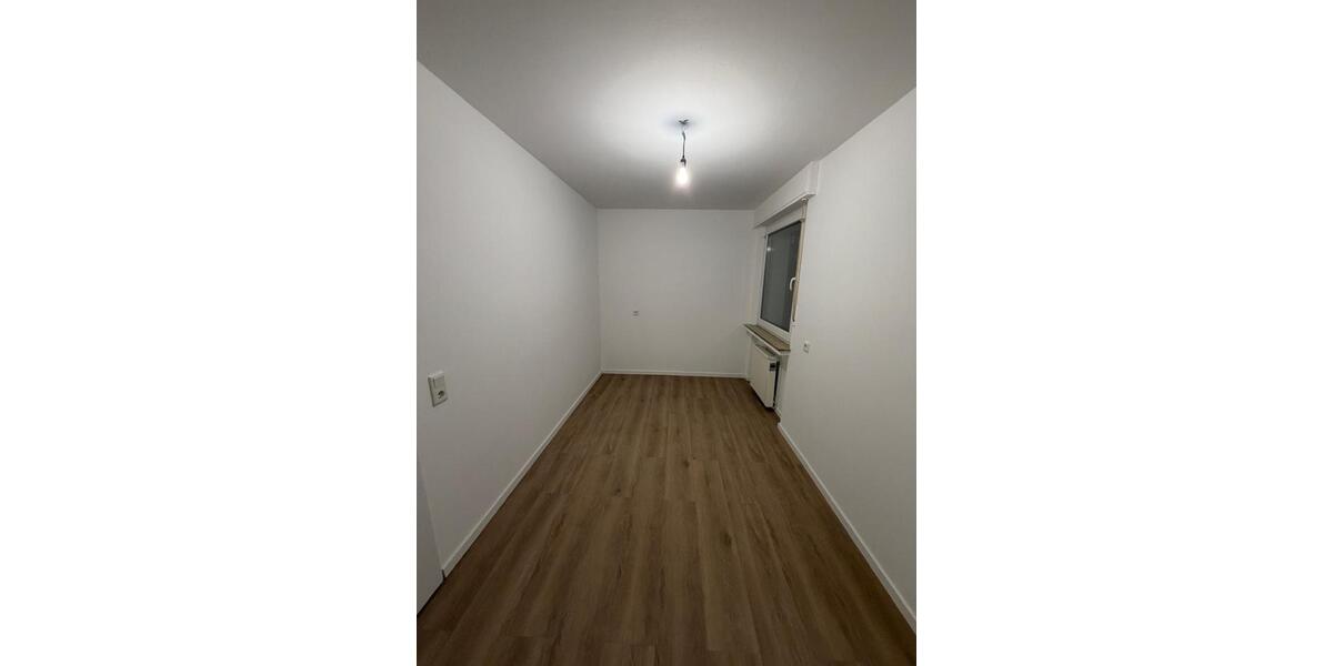 Etagenwohnung Bochum Eppendorf - 3 Zimmer, 83 m&sup2;, 1.000&euro; | Angebot:25957371