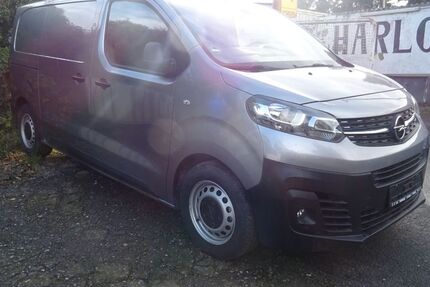 Opel Vivaro 18.500 km 15.900 &euro; dortmund 44319