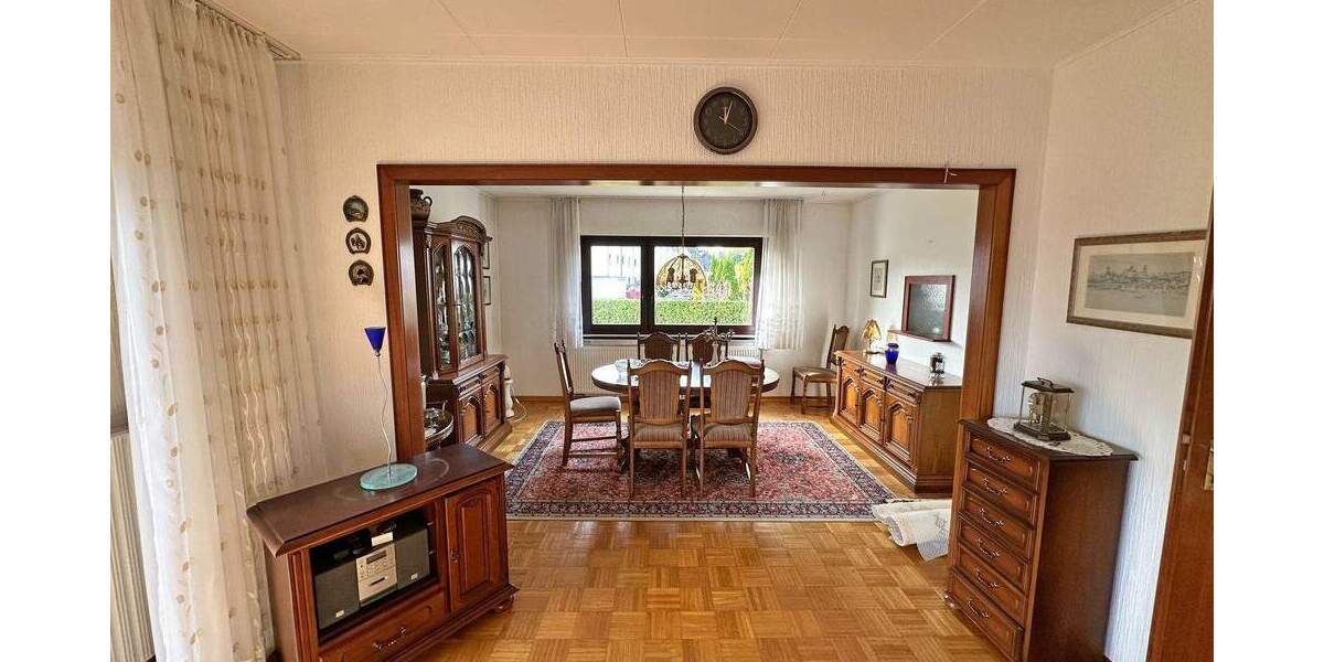 Einfamilienhaus Schwerte Westhofen - 9 Zimmer, 145 m&sup2;, 420.000&euro; | Angebot:25689718