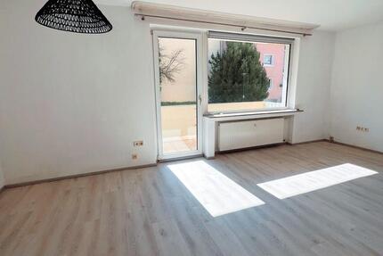 Wohnung Hagen - 2 Zimmer, 65 m&sup2;, 590&euro; | Angebot:25769634