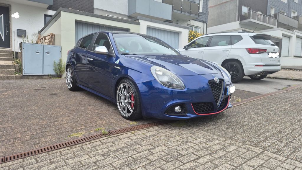 Alfa Romeo Giulietta 129.000 km 12.500 &euro; Wuppertal 42119