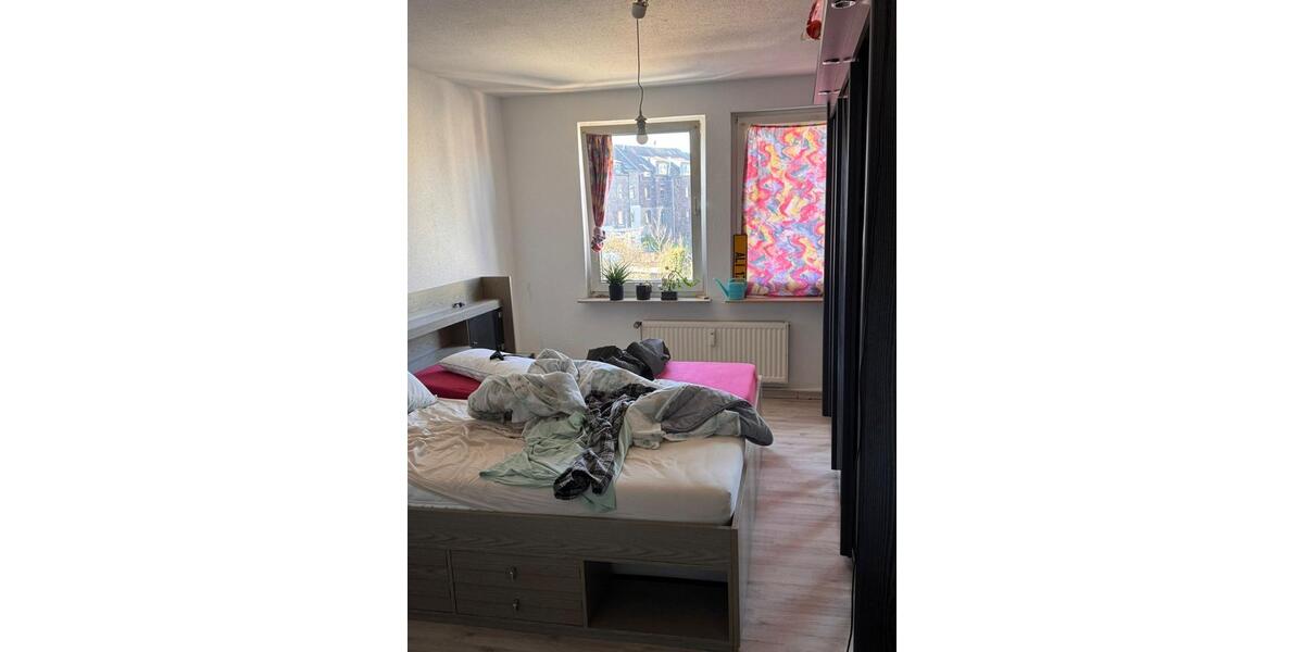 Etagenwohnung Bochum - 3 Zimmer, 72 m&sup2;, 960&euro; | Angebot:25968670