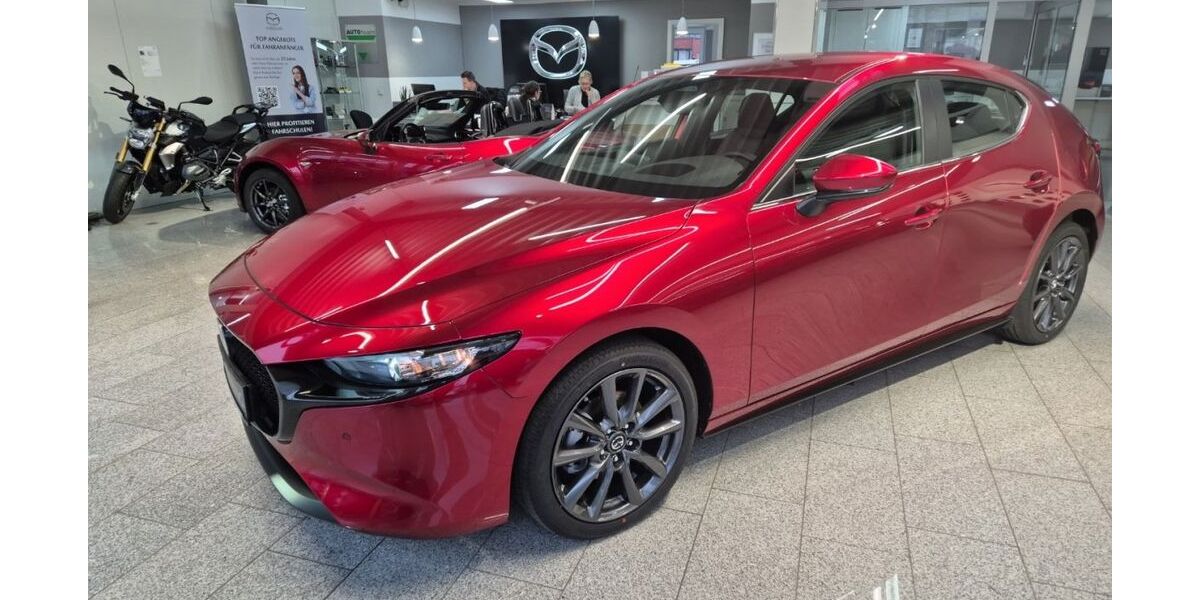 Mazda 3 1.074 km 27.000 &euro; Datteln 45711