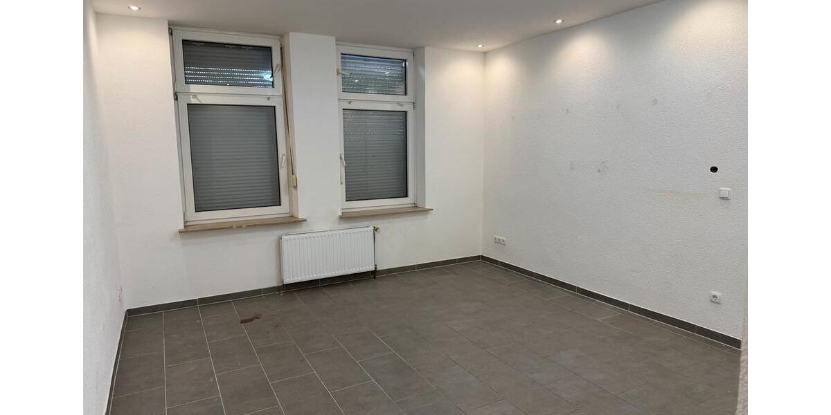 Erdgeschoßwohnung Essen Stadtbezirk V - 1.5 Zimmer, 40 m&sup2;, 400&euro; | Angebot:26453835