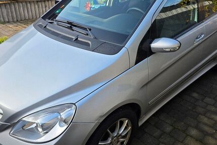Mercedes-Benz B 180 198.300 km 3.555 &euro; Dortmund 44149