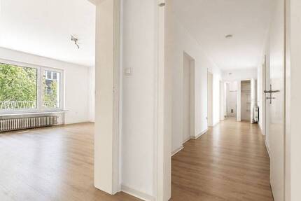 Wohnung Bochum Innenstadt - 4 Zimmer, 105 m&sup2;, 1.155&euro; | Angebot:26928697