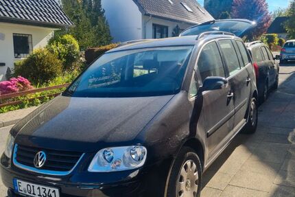 VW Touran 110.200 km 3.700 &euro; Essen 45239