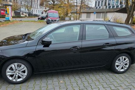 Peugeot 308 155.000 km 7.595 &euro; Wuppertal 42283