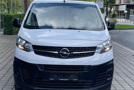 Opel Vivaro 40.000 km 23.990 &euro; Gelsenkirchen 45899