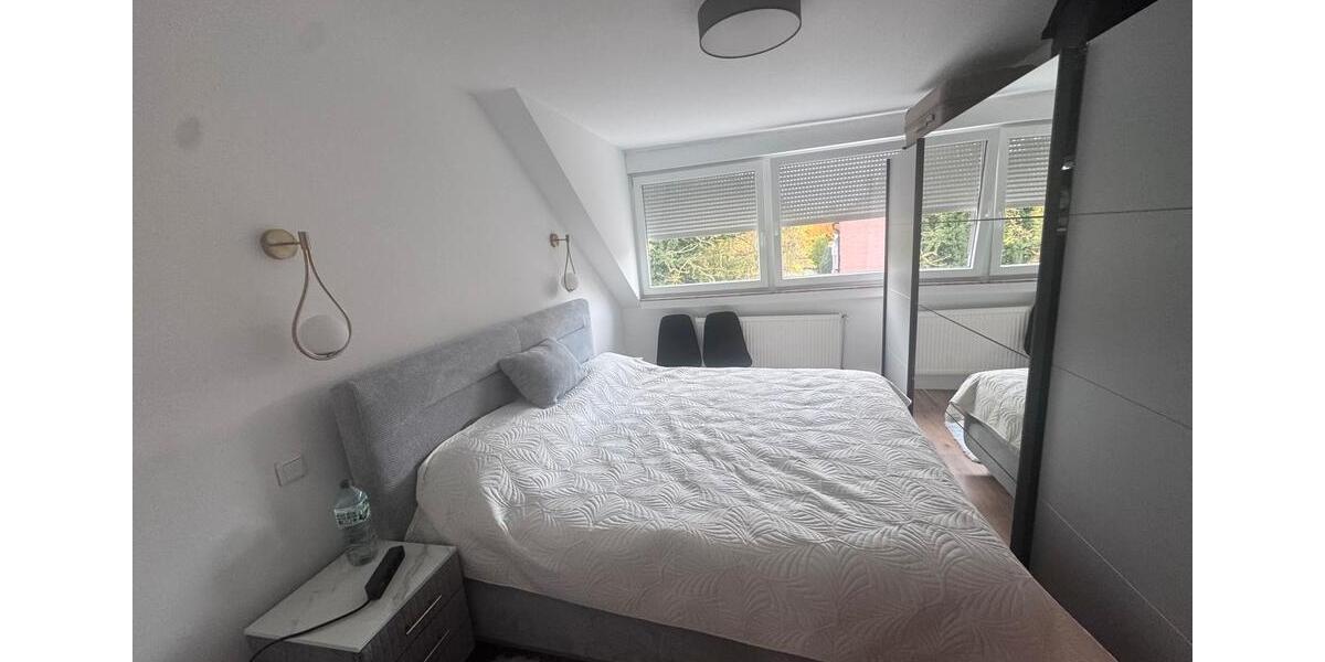 Dachgeschoßwohnung Gelsenkirchen Gelsenkirchen-West - 2.5 Zimmer, 70 m&sup2;, 120.000&euro; | Angebot:24751825