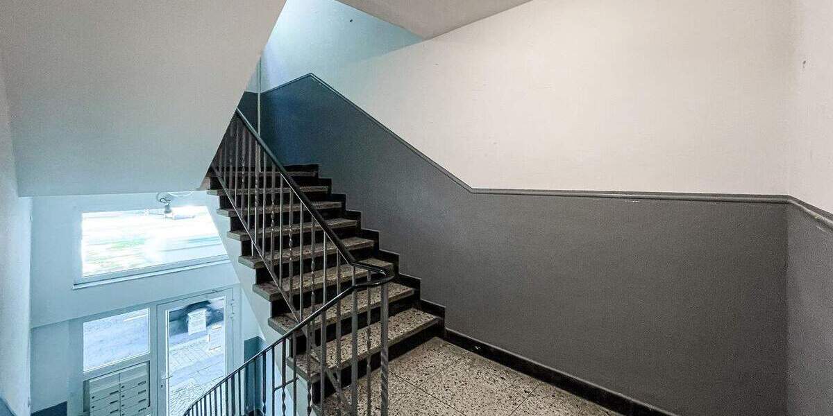 Etagenwohnung Bochum Innenstadt - 3 Zimmer, 72 m&sup2;, 705&euro; | Angebot:25726820