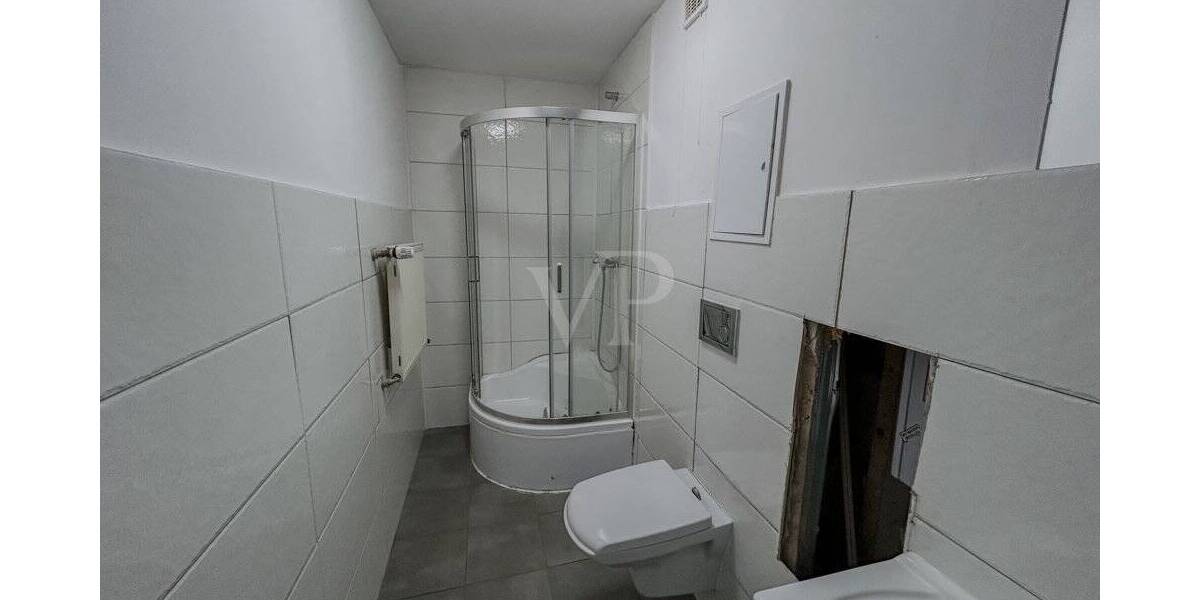 Gewerbeobjekt Velbert Mitte - 4 Zimmer, 148 m&sup2;, 1.200&euro; | Angebot:25733774