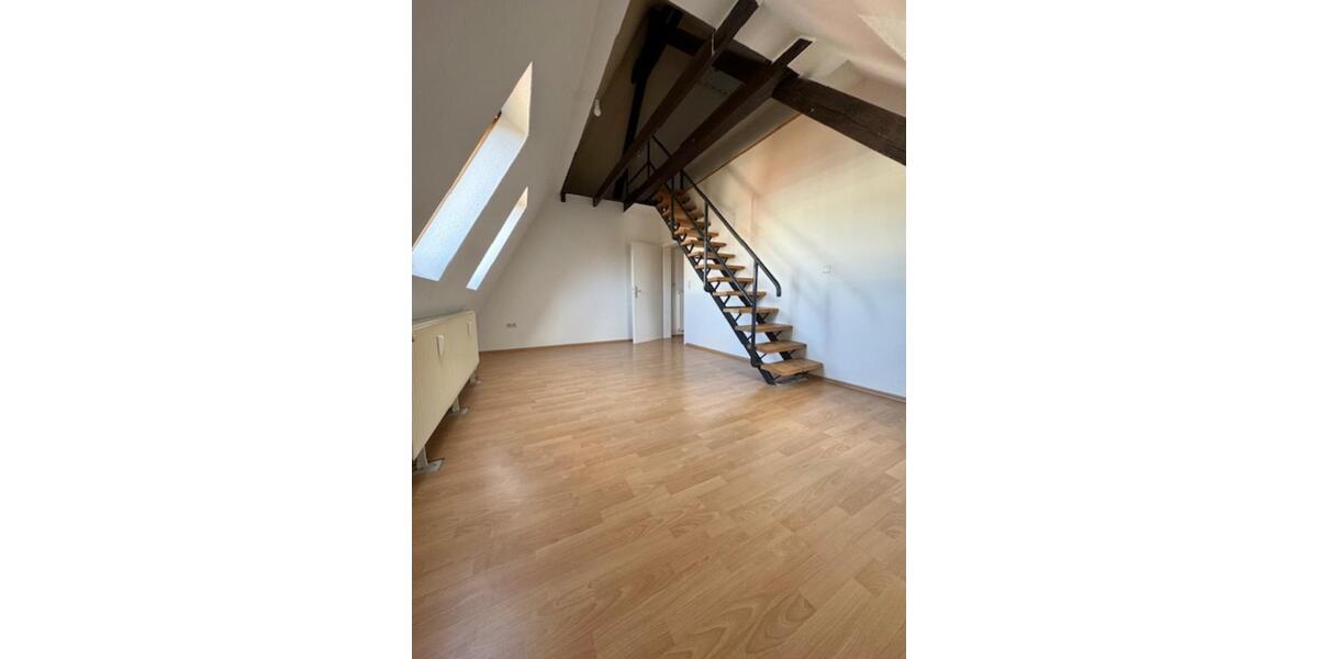 Dachgeschoßwohnung Herne Sodingen - 3 Zimmer, 90 m&sup2;, 525&euro; | Angebot:18790395