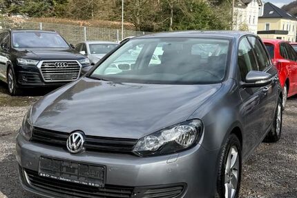 VW Golf 61.000 km 5.990 &euro; Lüdenscheid 58409
