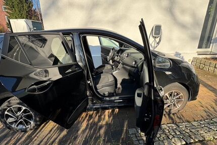 Hyundai i10 43.911 km 8.800 &euro; Oberhausen 46147