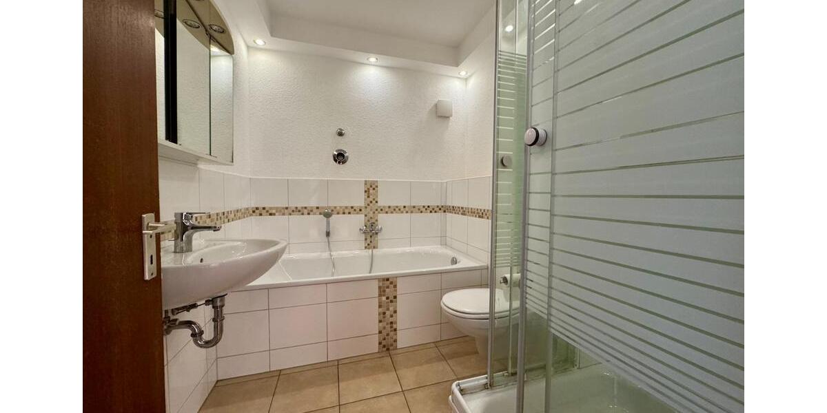 Dachgeschoßwohnung Herne - 2 Zimmer, 73 m&sup2;, 660&euro; | Angebot:25647919