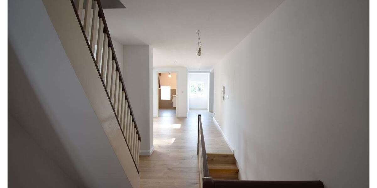 Etagenwohnung Velbert Langenberg - 3 Zimmer, 105 m&sup2;, 249.000&euro; | Angebot:7532878