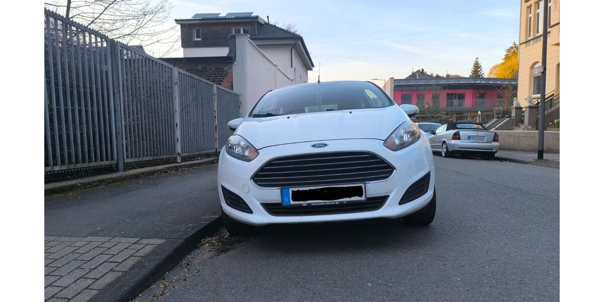 Ford Fiesta 128.400 km 4.600 &euro; Wuppertal 42285