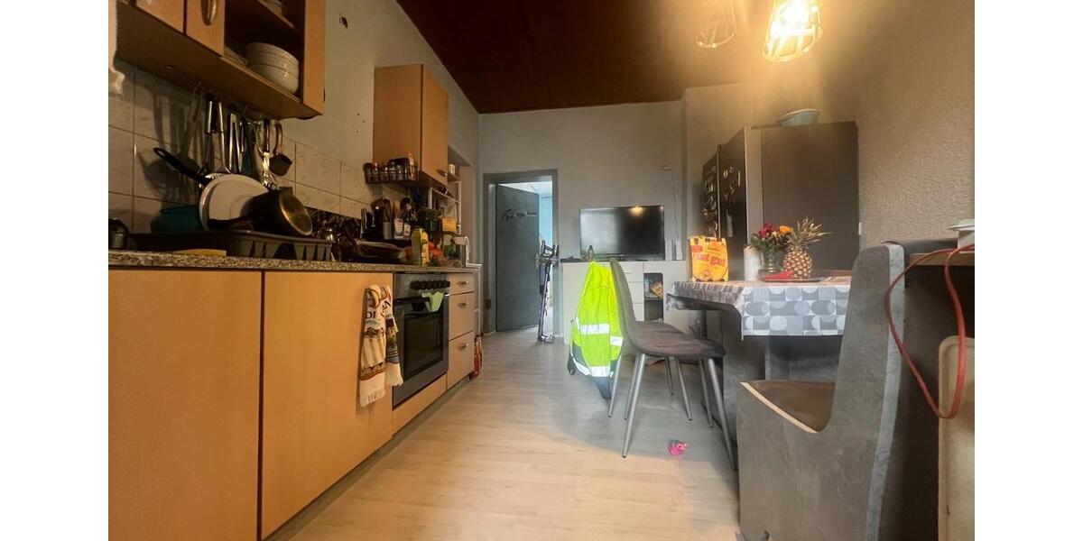 Etagenwohnung Essen Stadtbezirk IV - 3.5 Zimmer, 82 m&sup2;, 145.000&euro; | Angebot:25944528