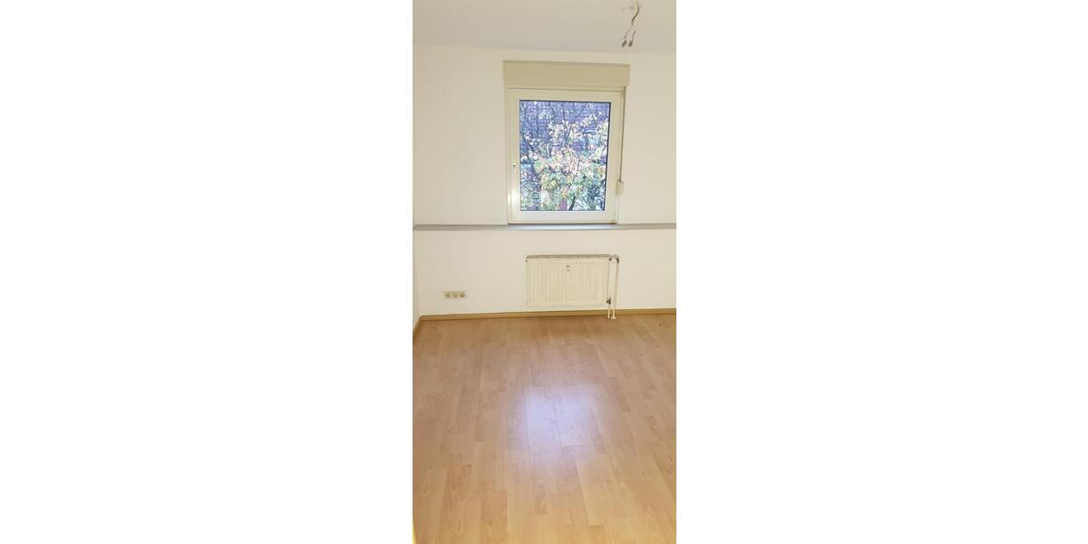 Etagenwohnung Gelsenkirchen Gelsenkirchen-West - 3 Zimmer, 72 m&sup2;, 500&euro; | Angebot:25308364