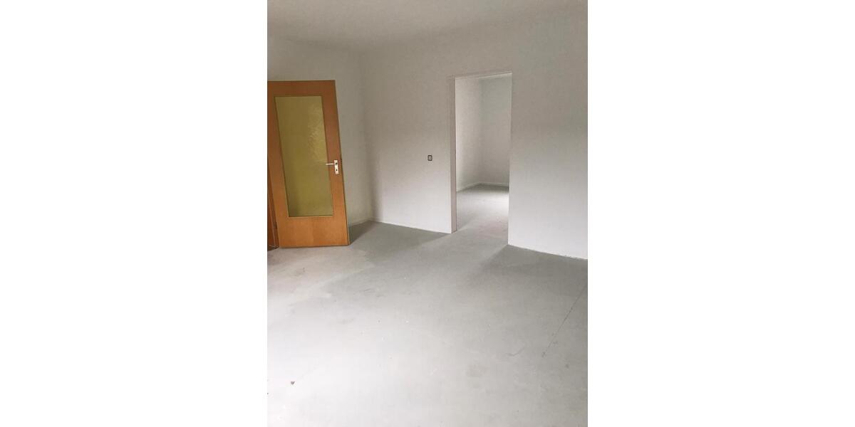 Dachgeschoßwohnung Bochum Höntrop - 4.5 Zimmer, 135 m&sup2;, 945&euro; | Angebot:24740012