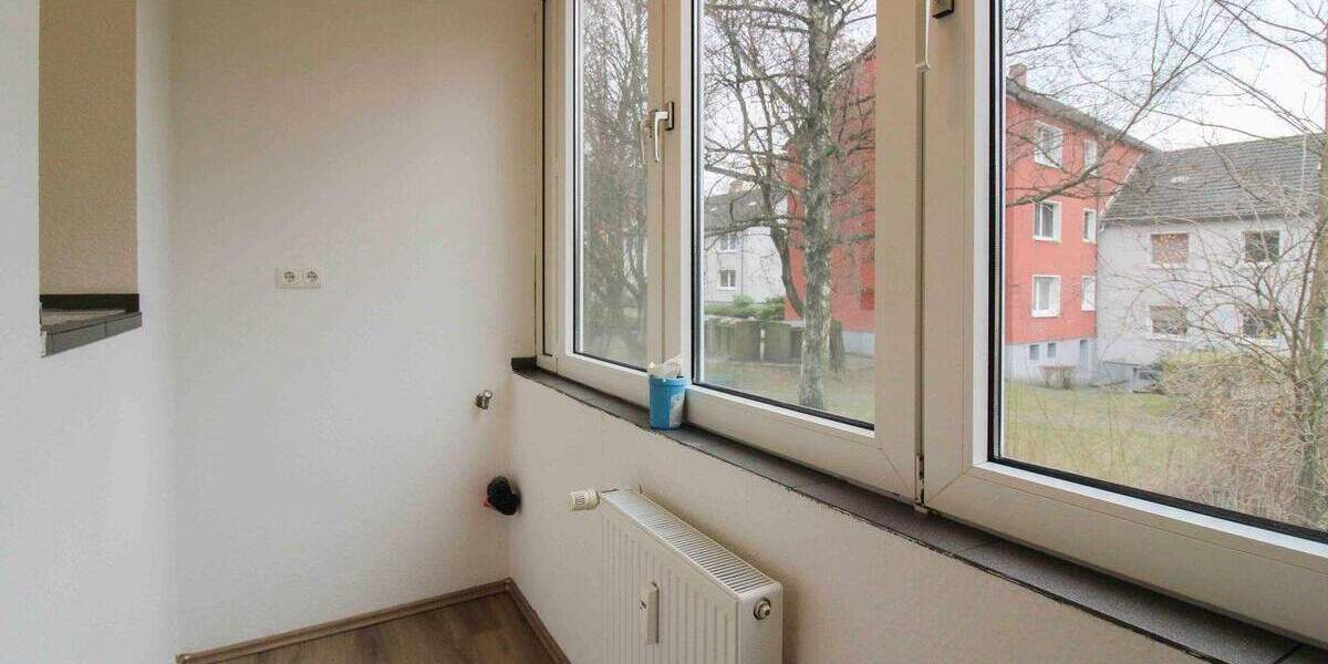 Etagenwohnung Essen Steele - 4 Zimmer, 102 m&sup2;, 135.000&euro; | Angebot:25780383