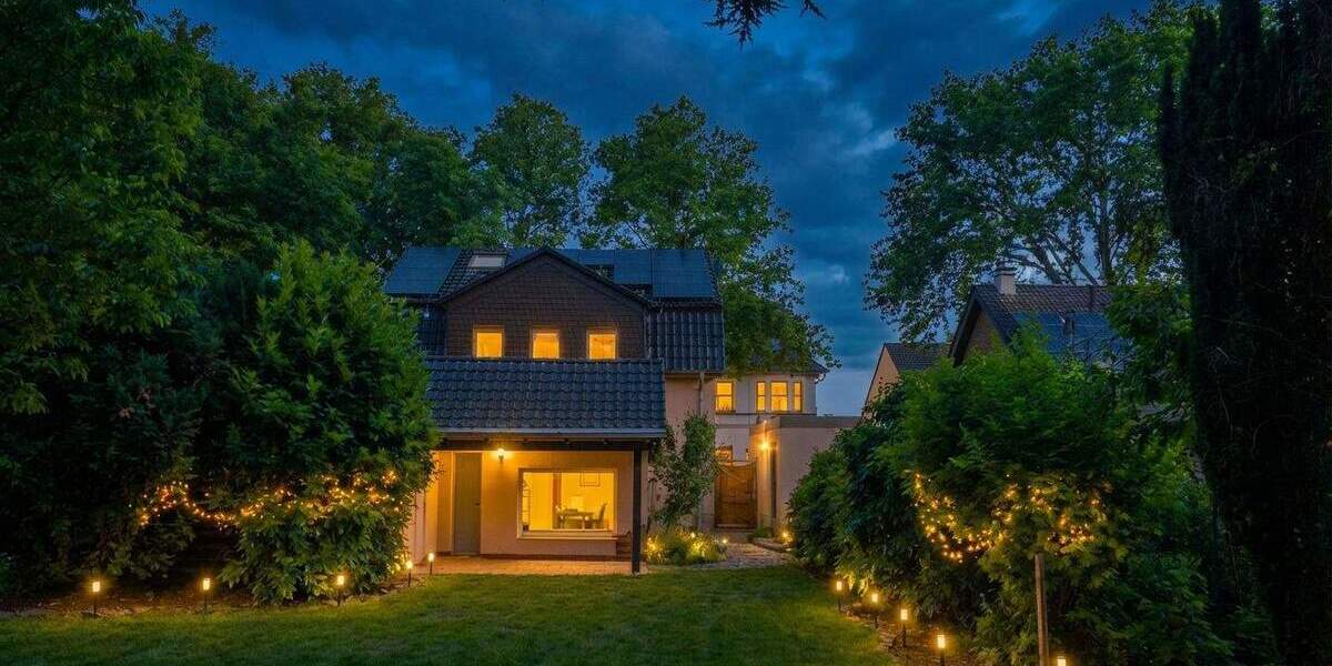 Mehrfamilienhaus, Wohnhaus Bottrop Eigen - 8 Zimmer, 162 m&sup2;, 588.000&euro; | Angebot:25746031