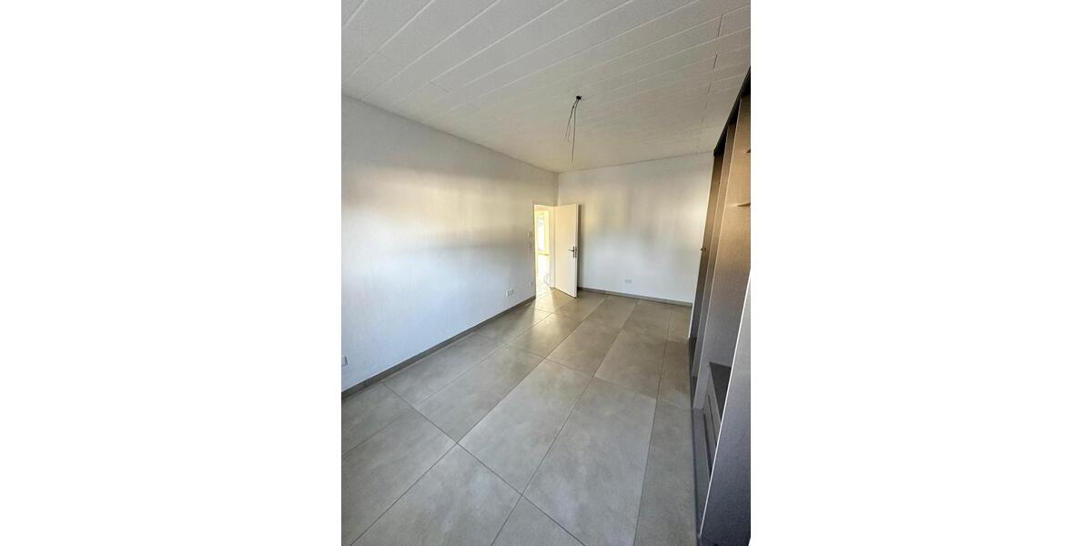 Erdgeschoßwohnung Castrop-Rauxel Bladenhorst - 2 Zimmer, 73 m&sup2;, 1.180&euro; | Angebot:26226653