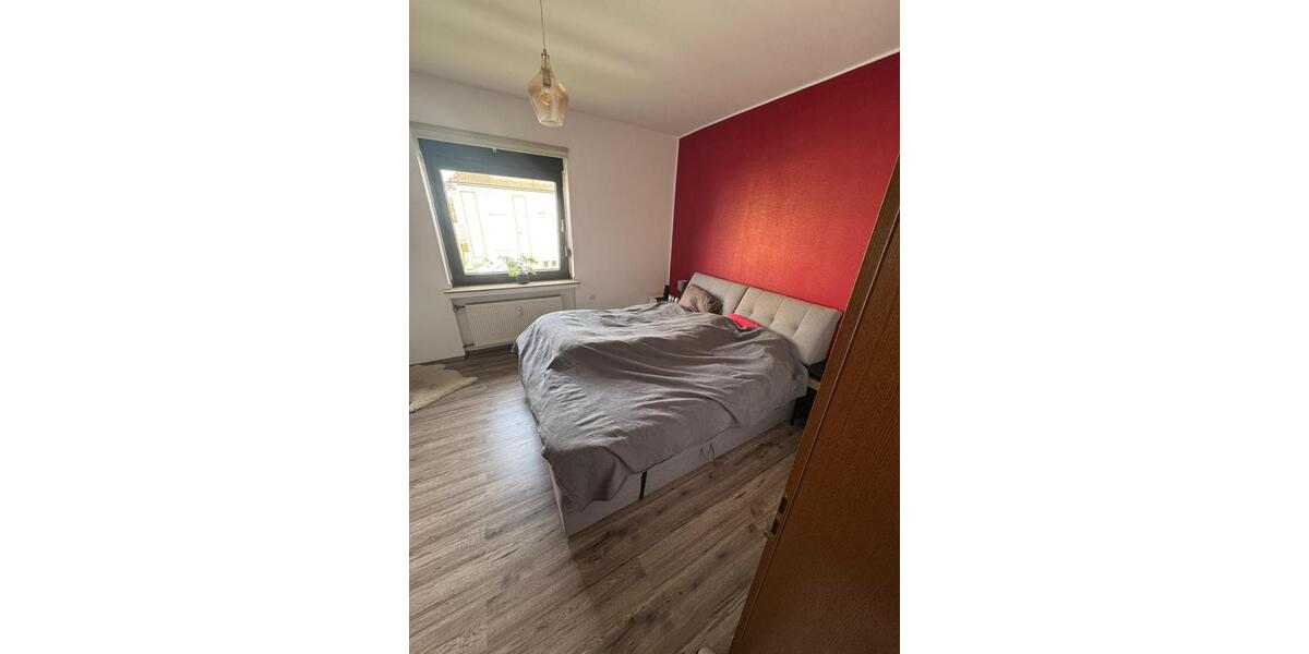 Etagenwohnung Essen Stadtbezirk VI - 3.5 Zimmer, 95 m&sup2;, 890&euro; | Angebot:25855880
