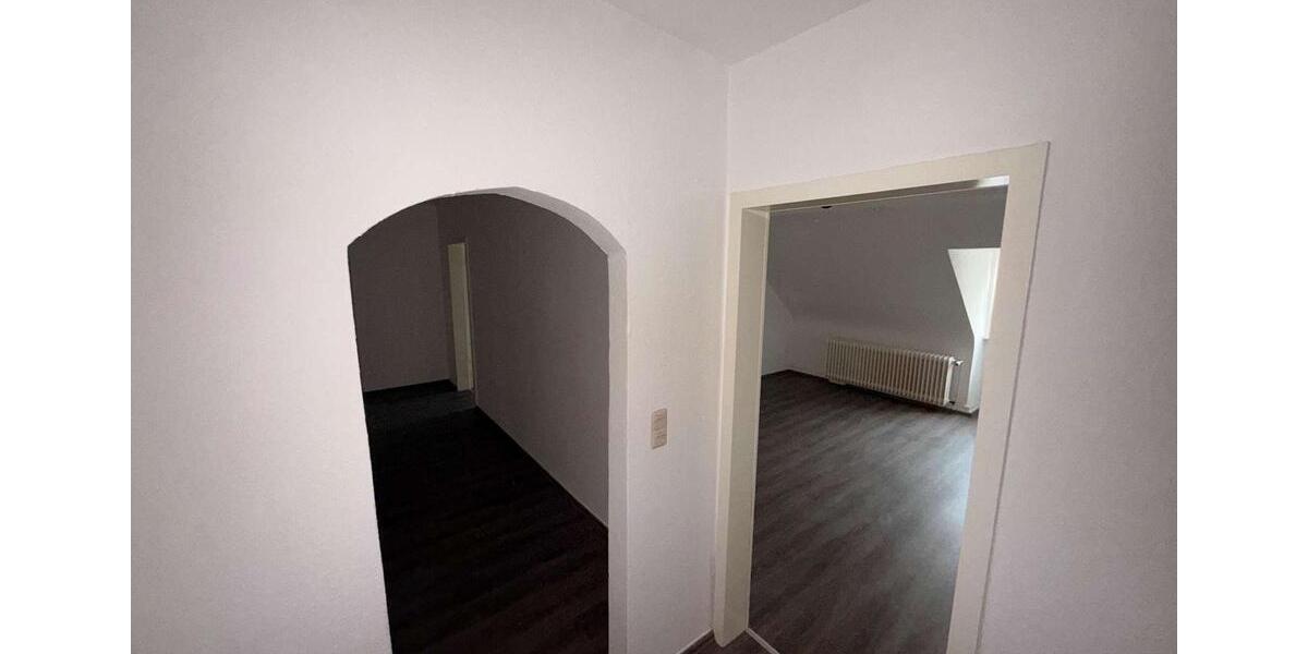 Etagenwohnung Gelsenkirchen Gelsenkirchen-Mitte - 3 Zimmer, 86 m&sup2;, 830&euro; | Angebot:26031852