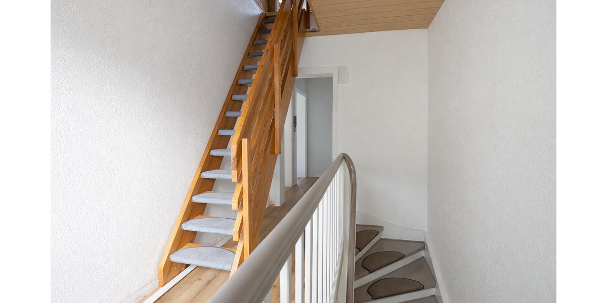 Reihenmittelhaus Hagen Haspe - 9 Zimmer, 145 m&sup2;, 345.000&euro; | Angebot:26450112