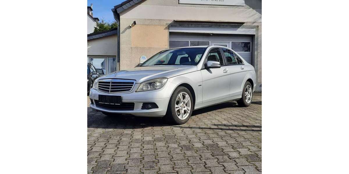 Mercedes-Benz C 180 277.500 km 4.450 &euro; Mülheim 45473