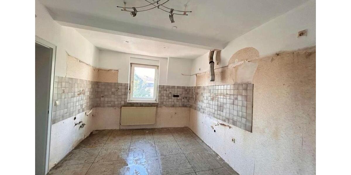 Mehrfamilienhaus, Wohnhaus Gelsenkirchen Gelsenkirchen-Mitte - 9.5 Zimmer, 250 m&sup2;, 328.000&euro; | Angebot:26517032