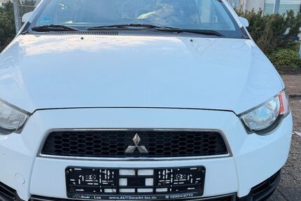 Mitsubishi Colt 258.000 km 2.299 &euro; Oberhausen 46047