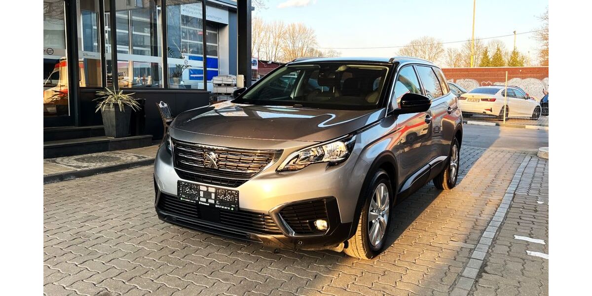 Peugeot 5008 121.000 km 12.900 &euro; Dortmund 44145