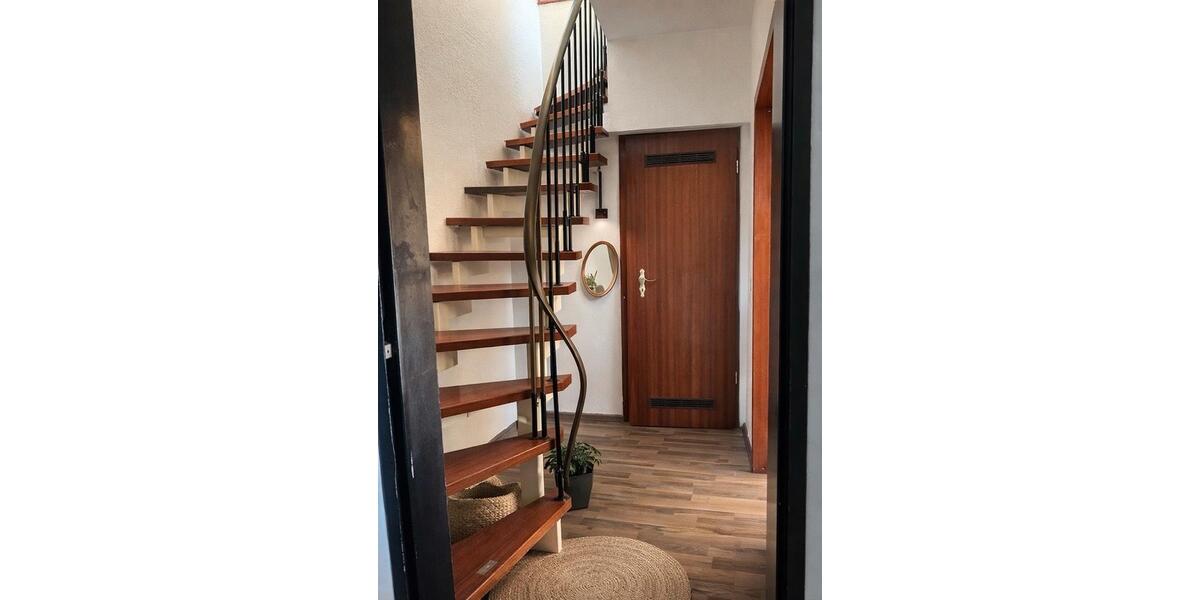 Maisonettenwohnung Hagen Hagen-Nord - 5.5 Zimmer, 150 m&sup2;, 1.000&euro; | Angebot:25353905