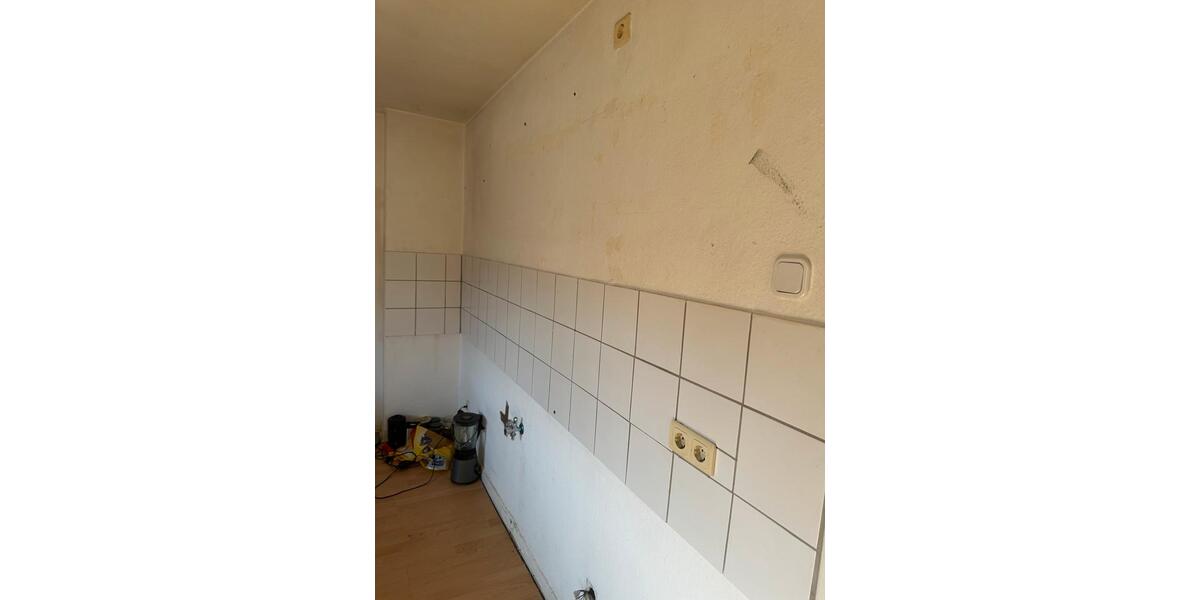 Dachgeschoßwohnung Gelsenkirchen Gelsenkirchen-Mitte - 2 Zimmer, 39 m&sup2;, 402&euro; | Angebot:25366827