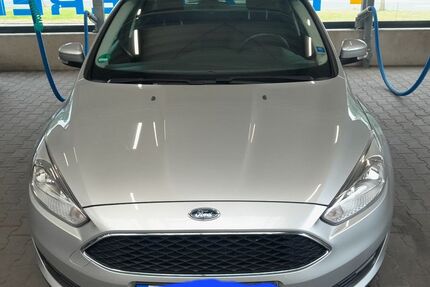 Ford Focus 75.000 km 8.550 &euro; Dorsten 46284