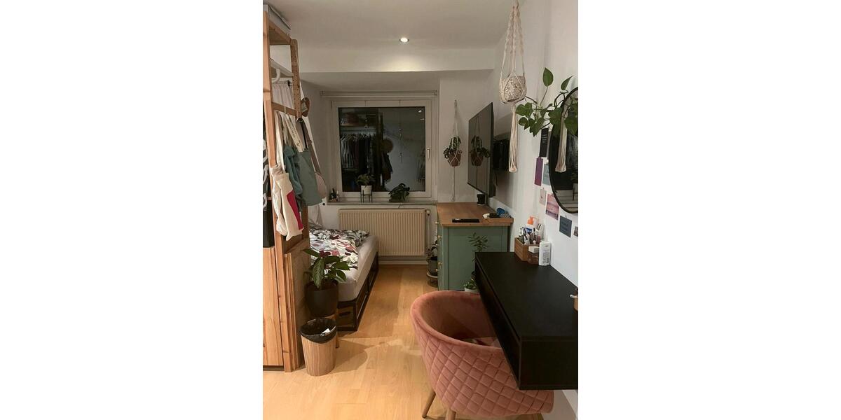 Maisonettenwohnung Essen Stadtbezirk III - 4 Zimmer, 12 m&sup2;, 500&euro; | Angebot:25052510