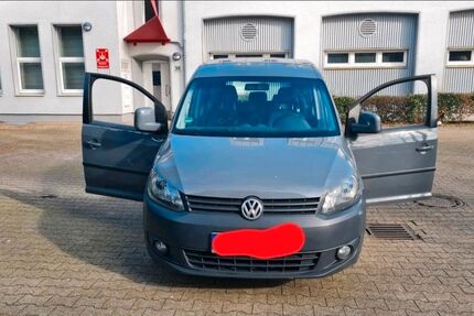 VW Caddy 212.000 km 5.400 &euro; Recklinghausen 45663
